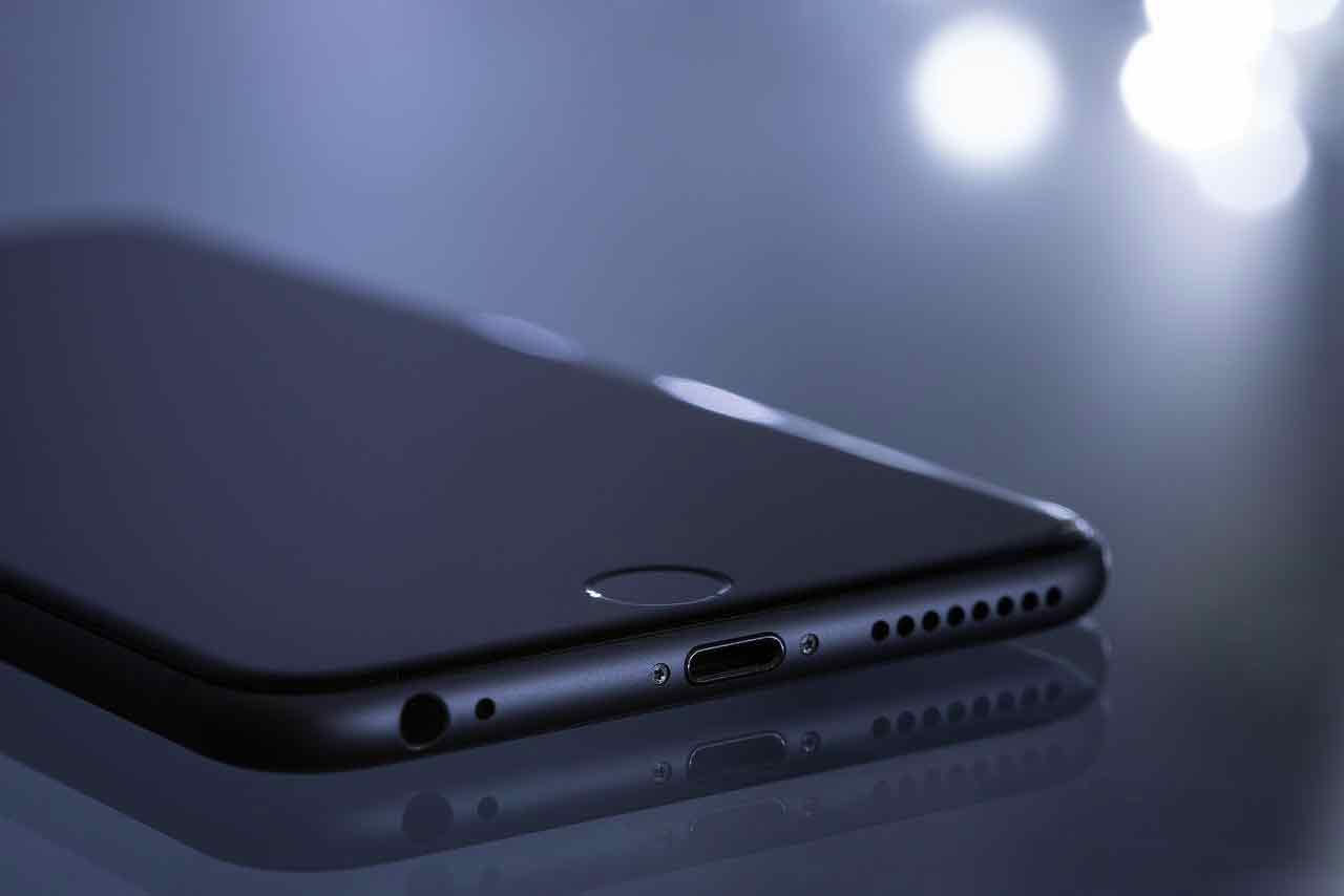 Прекратите использовать подсветку iOS, чтобы скрыть личную информацию на ваших фотографиях