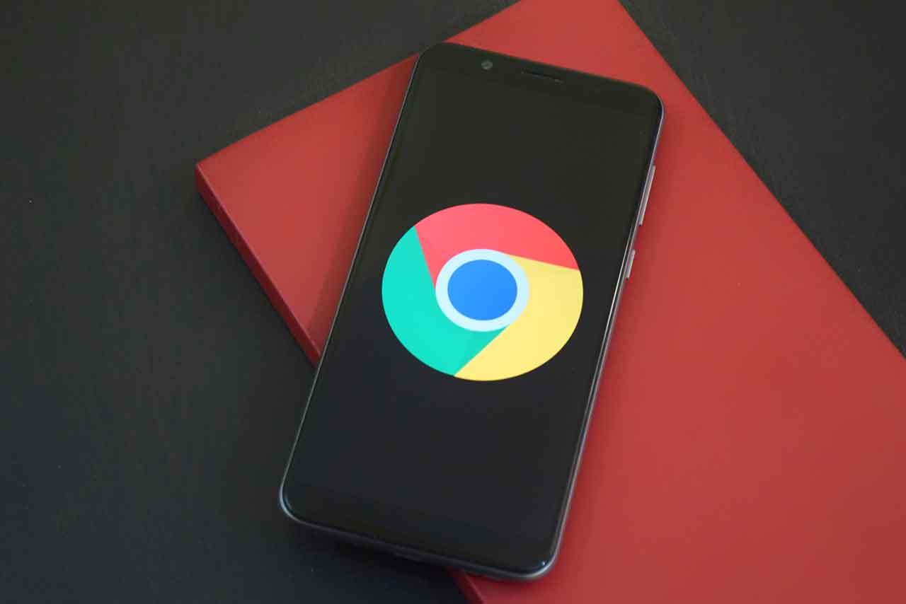 Обновите Google Chrome как можно скорее, чтобы исправить эту уязвимость безопасности