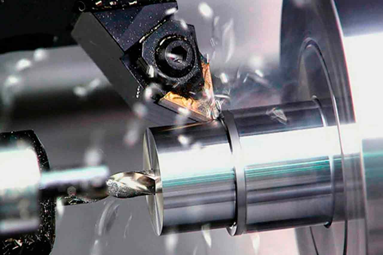 ТОКАРНАЯ ОБРАБОТКА МЕТАЛЛА - ЧТО ПОЗВОЛЯЕТ ЭТА ОБРАБОТКА?